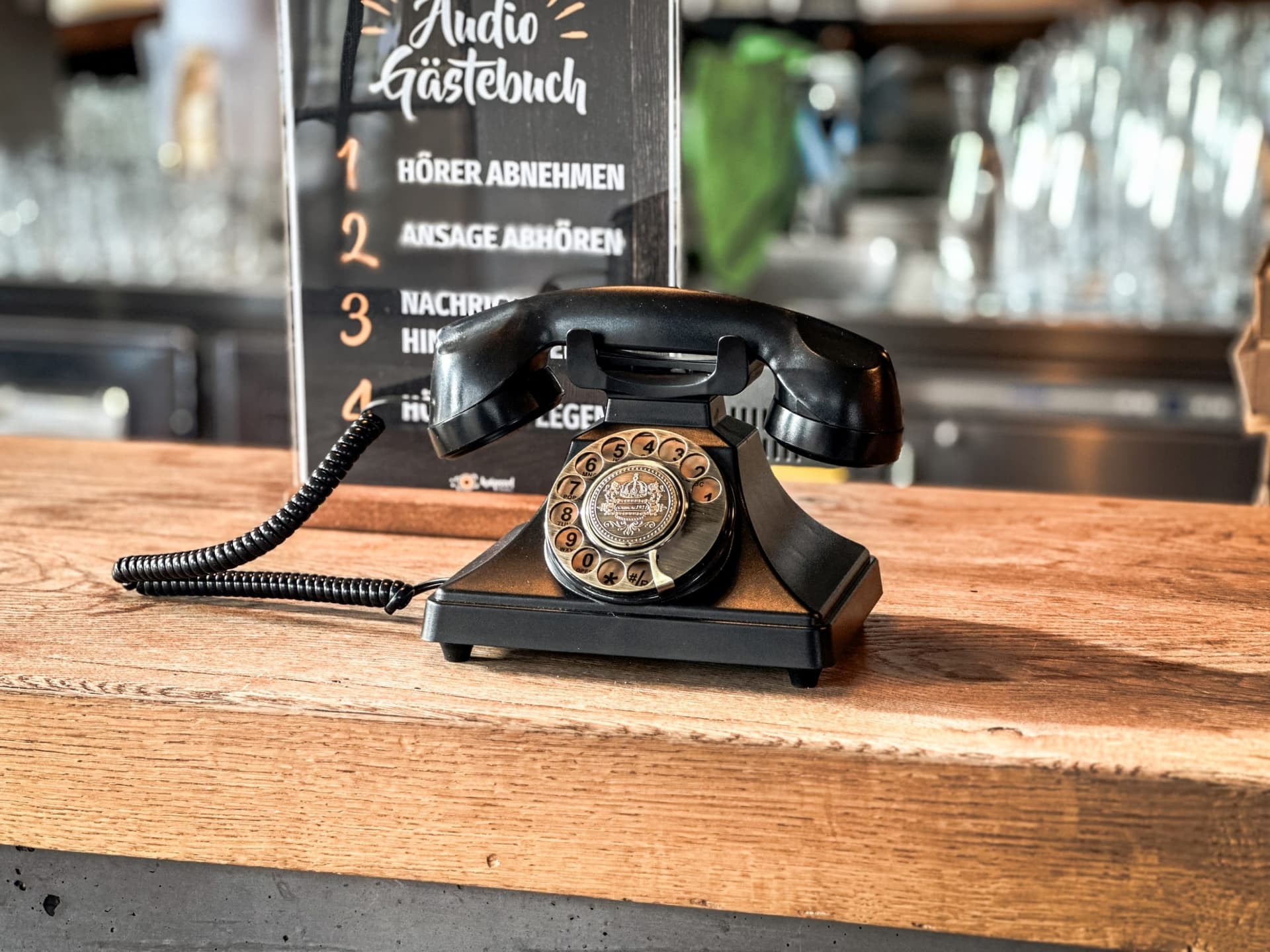 Audio-Gästebuch Gästetelefon im Einsatz bei einer Hochzeit