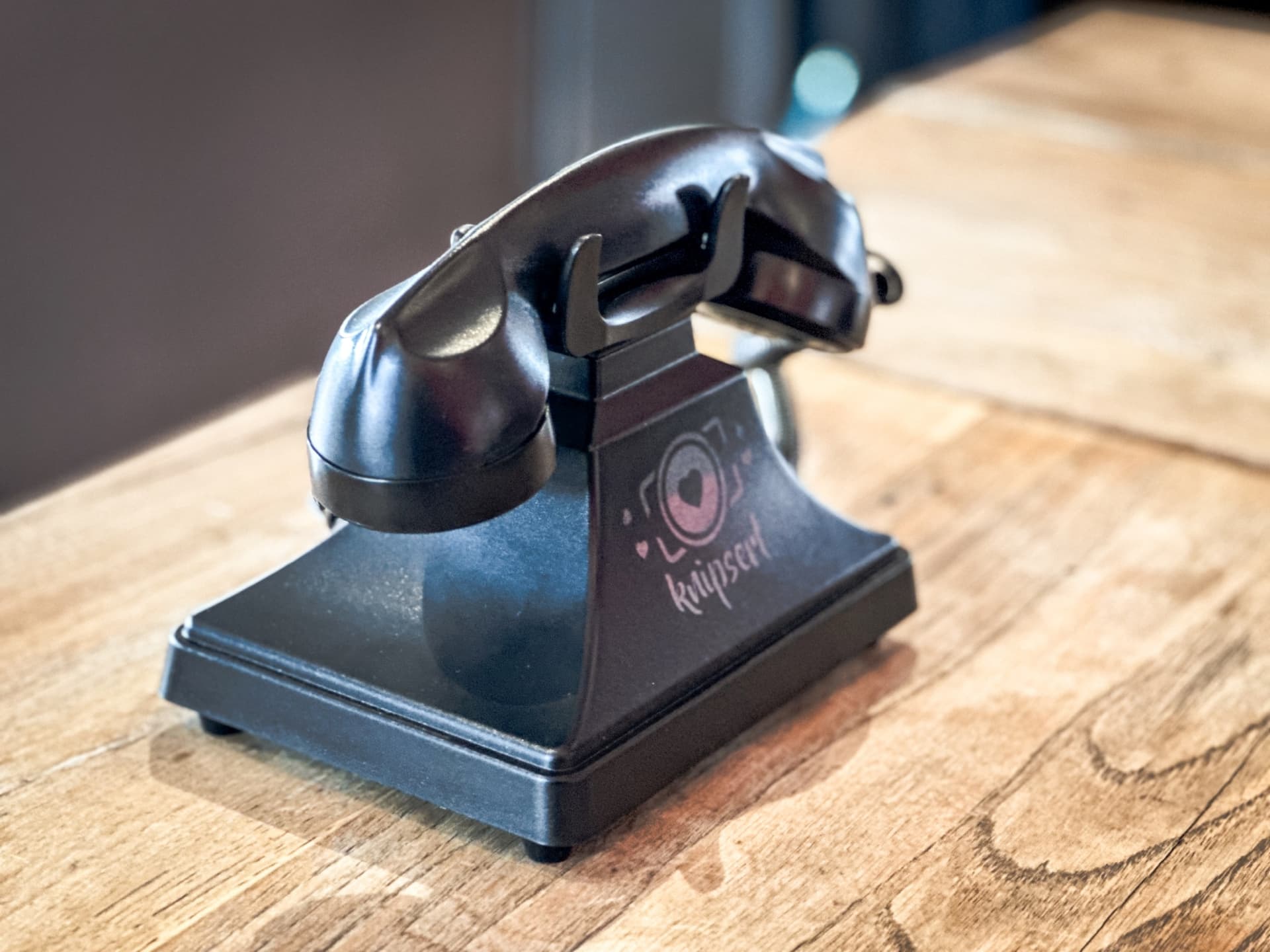 Gästetelefon als Audio-Gästebuch auf Brauttisch